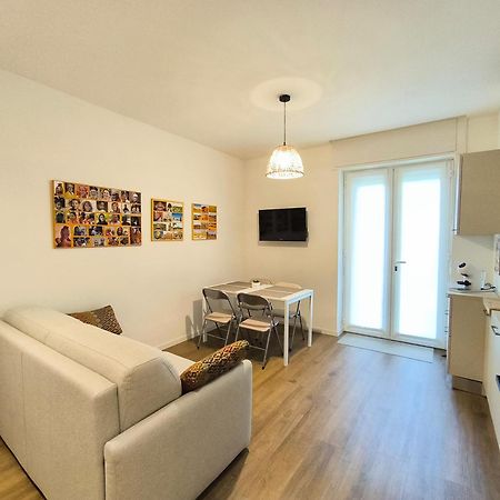 バヴェーノCasa Dinaアパートメント エクステリア 写真